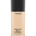 Mac Studio Fix Fluid foundation Spf 15 Broad Spectrum Spf 15 24HR Matte Foundation +Oil Control 30ml