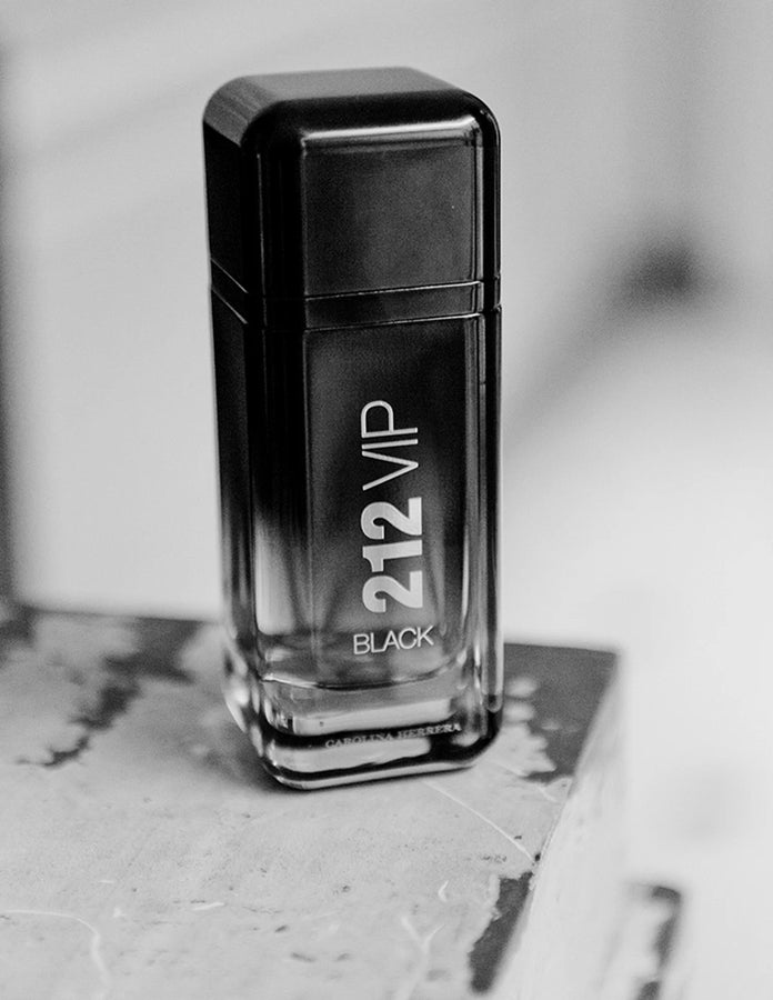 Carolina Herrera 212 VIP Black Own The Party NYC Eau De Parfum 100ML