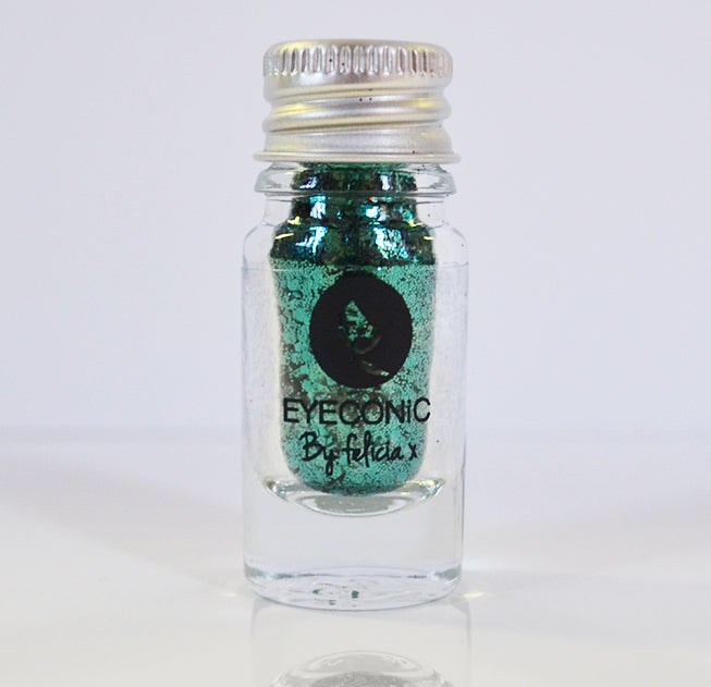 I am Eyeconic 3D Glitters