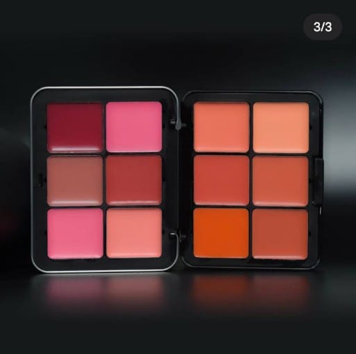 Ferrarucci 12 Color Blush Palette Cream