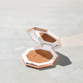 Fenty Beauty Sun Stalk'r Instant Warmth Bronzer -Bajan Gyal 5