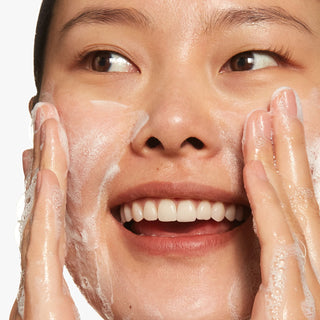 Clinique All About Clean™ 2-in-1 Cleansing + Exfoliating Jelly