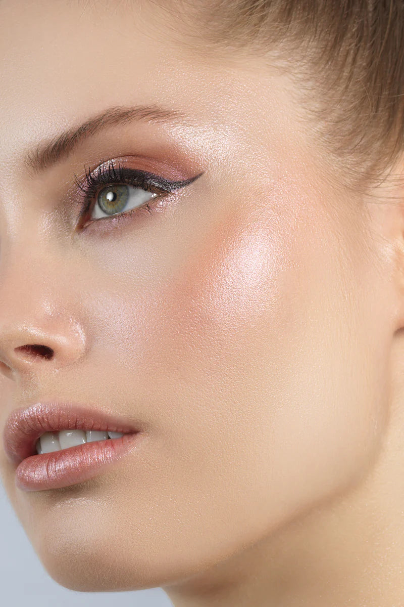 Stila Heaven's Hue Highlighter