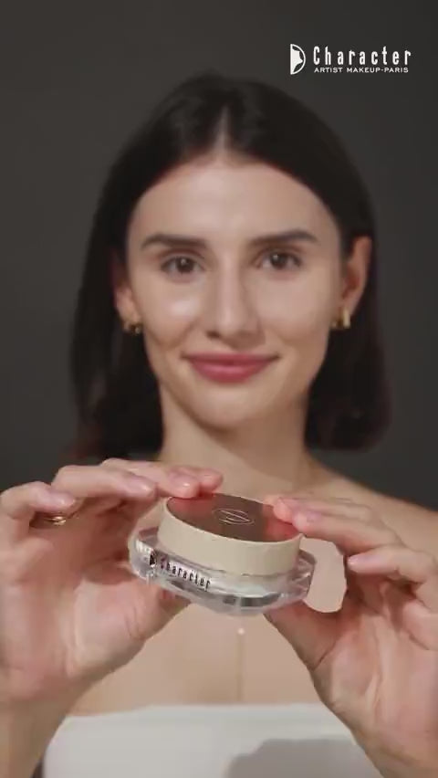 Character Cosmetic Luxe Matte Perfection Powder