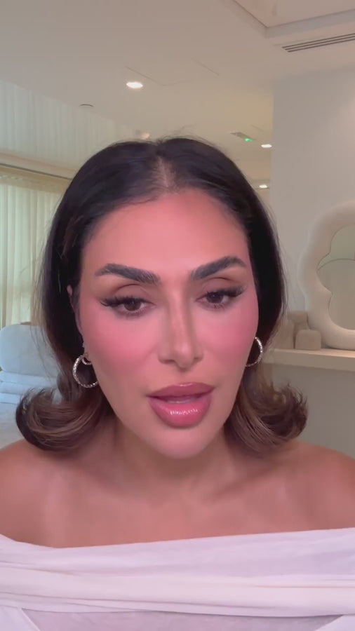 Huda beauty Blush Filter Blurring Blushlighters Palette